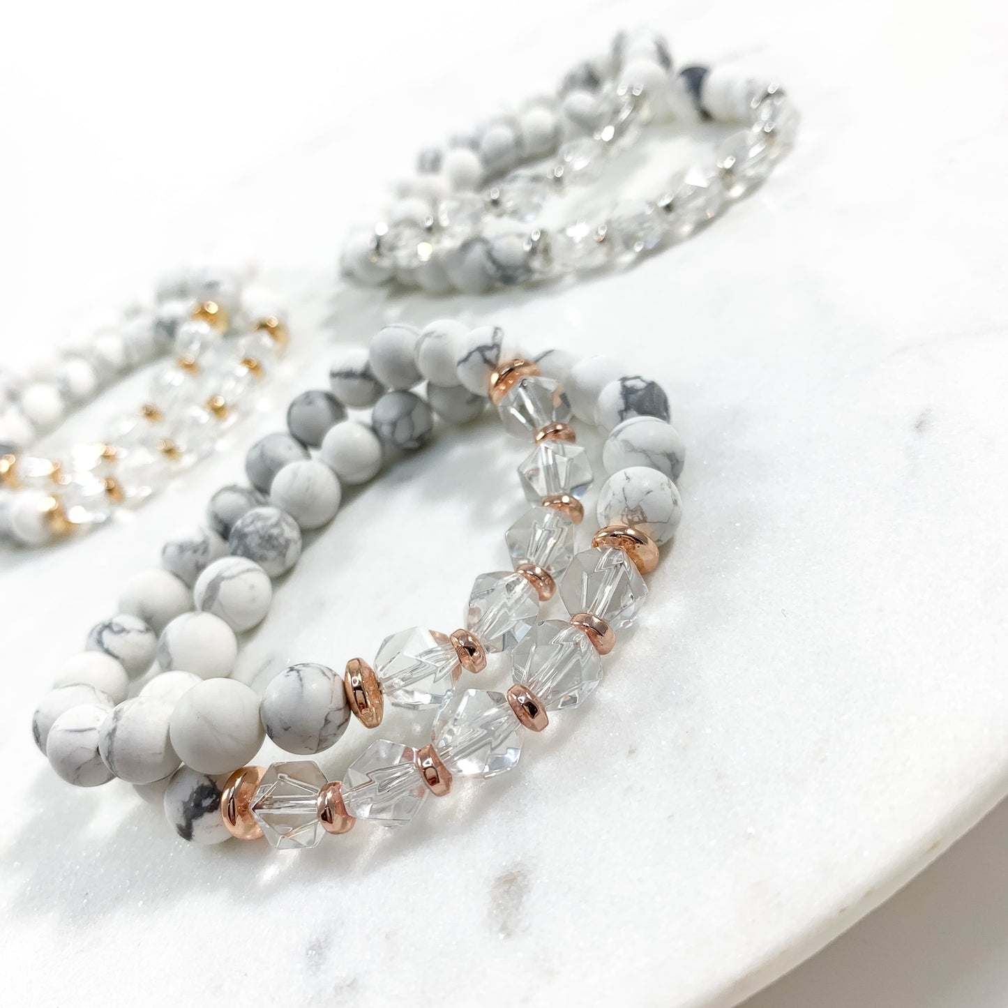Howlite & Starcut Clear Quartz Bracelet (8mm - Rose Gold)