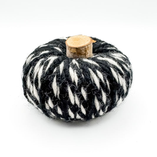 Handcrafted Decor Pumpkins: Medium 36
