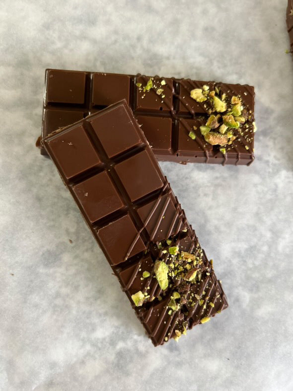 Dubai Inspired Pistachio Knafeh Chocolate Bars