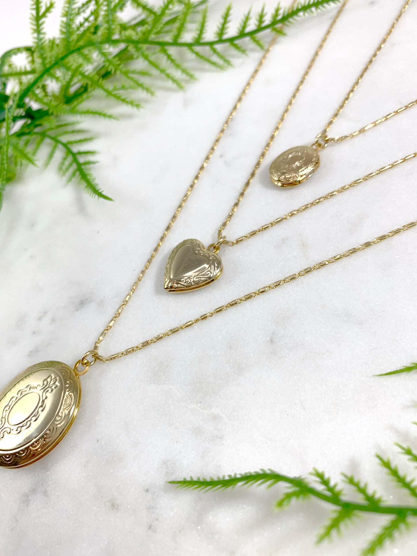 Oval (Sm) Locket 18"