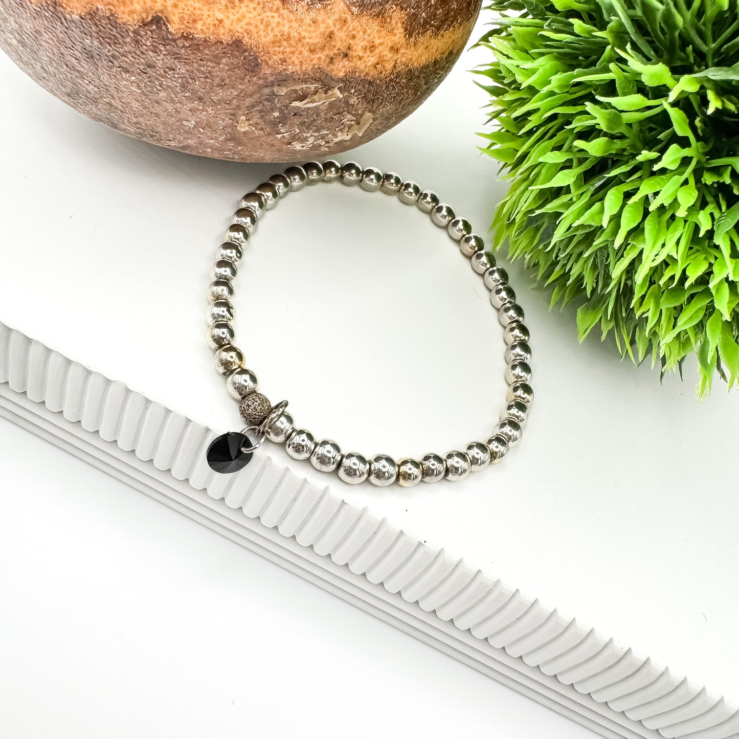 Layering EP Hematite Bracelet w Crystal (Antique Silver 4mm)