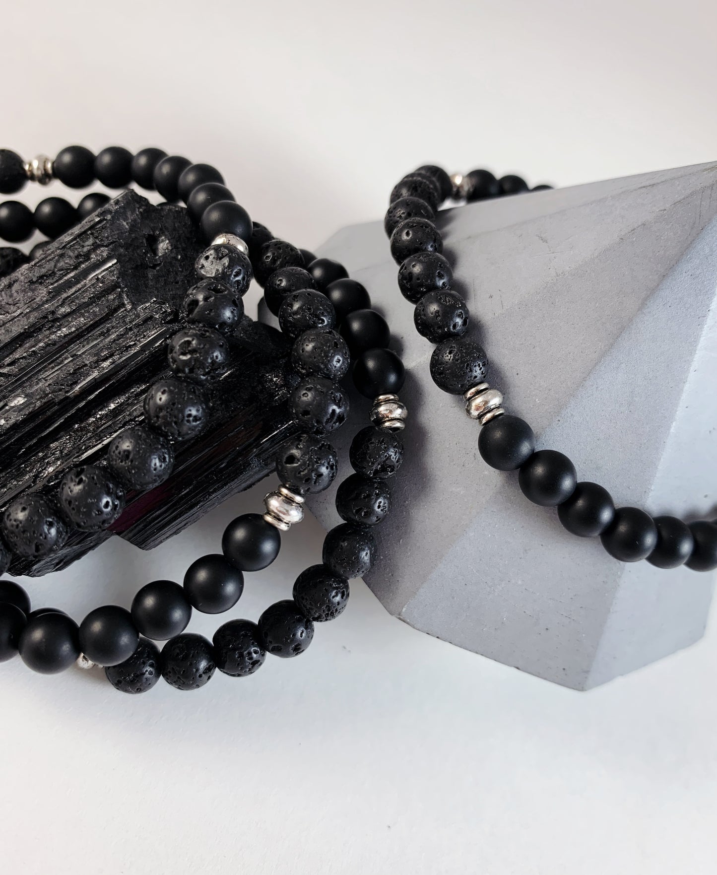 Matte Black Onyx & Lava Stone Diffuser Bracelet (7.5")