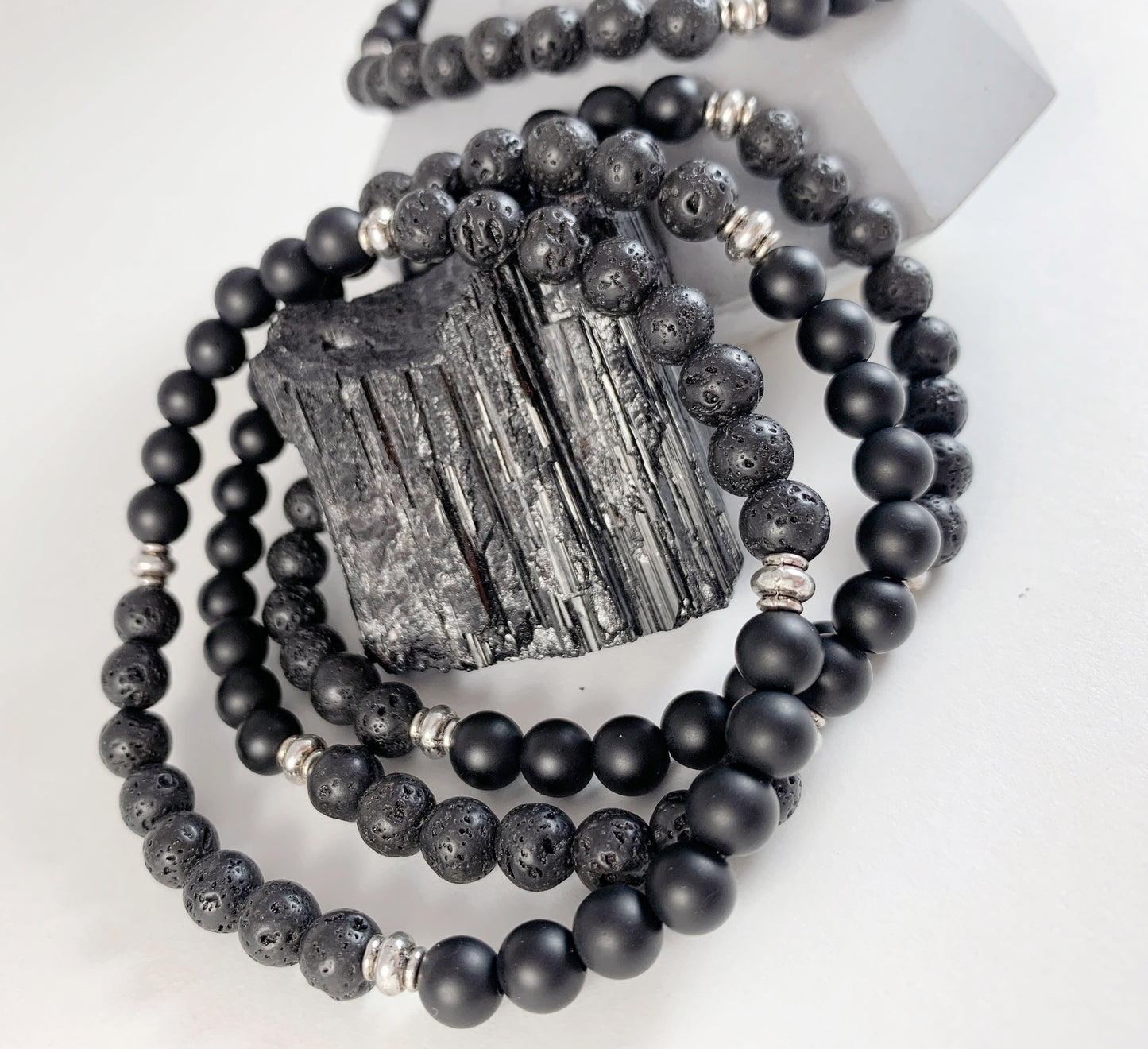 Matte Black Onyx & Lava Stone Diffuser Bracelet (7.5")